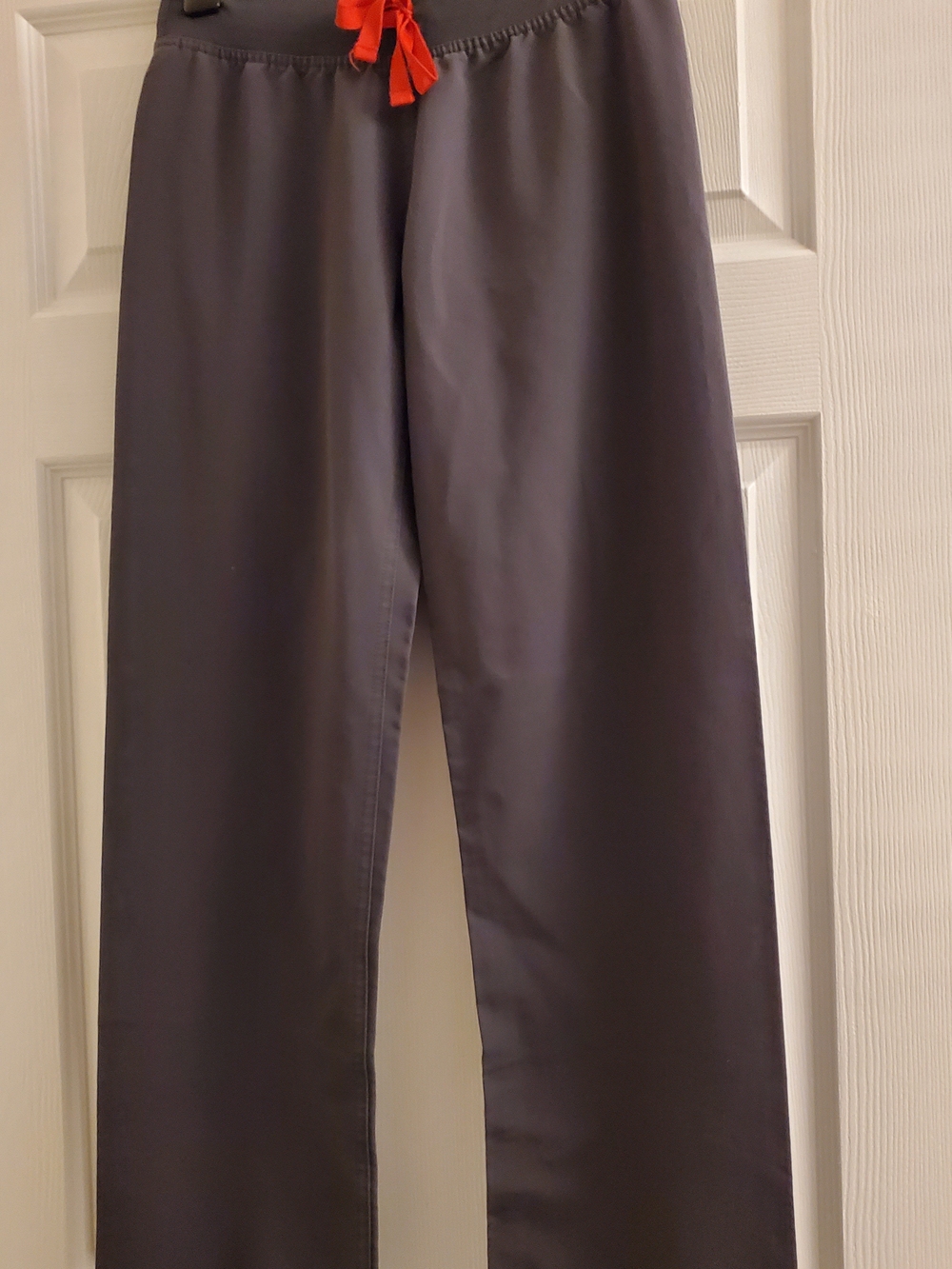 Figs Women's Gray Scrub Pants with Red Drawstring XXS/P